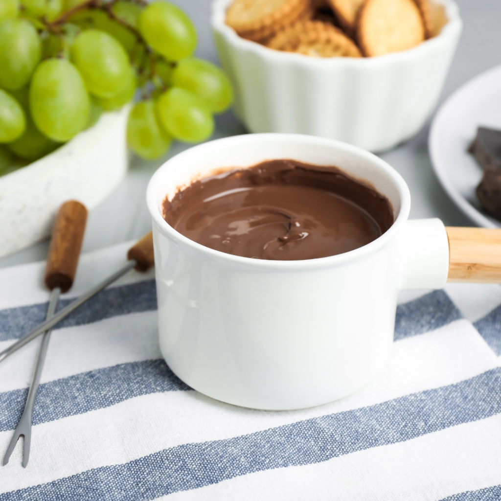 Transfer the chocolate fondue in fondue pot